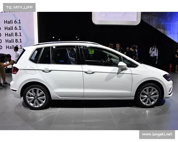 一汽-大众高尔夫·嘉旅上市 售13.19万起